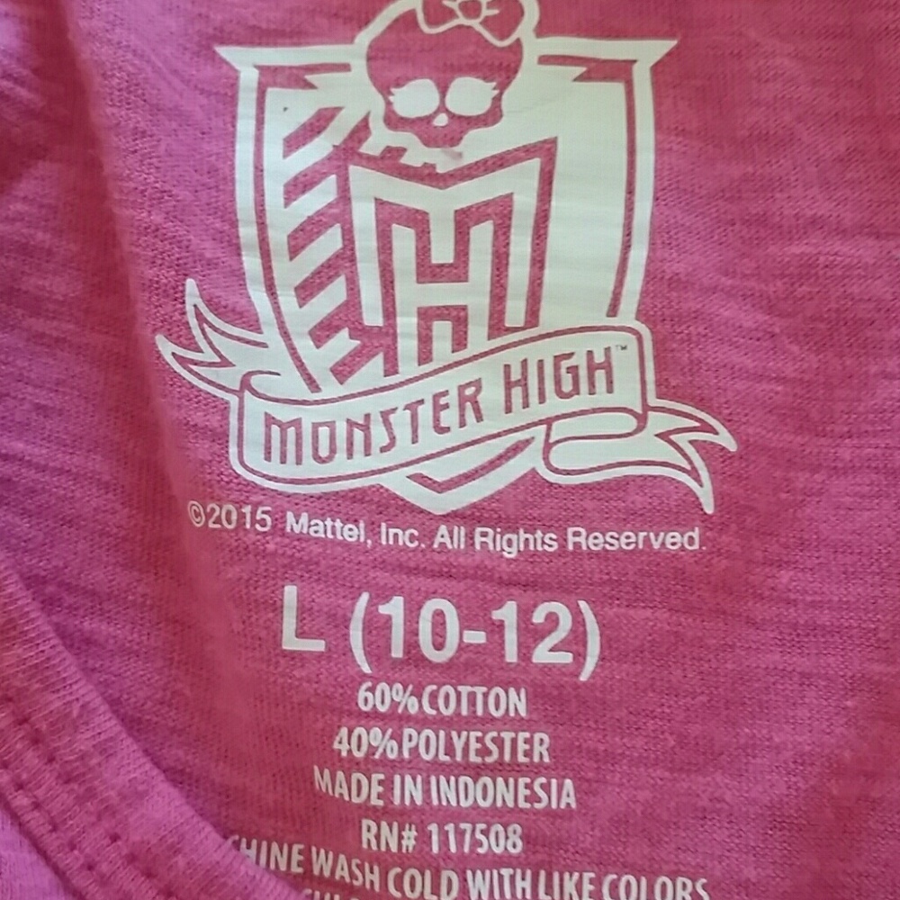 Shrt - Picture 2 of 3